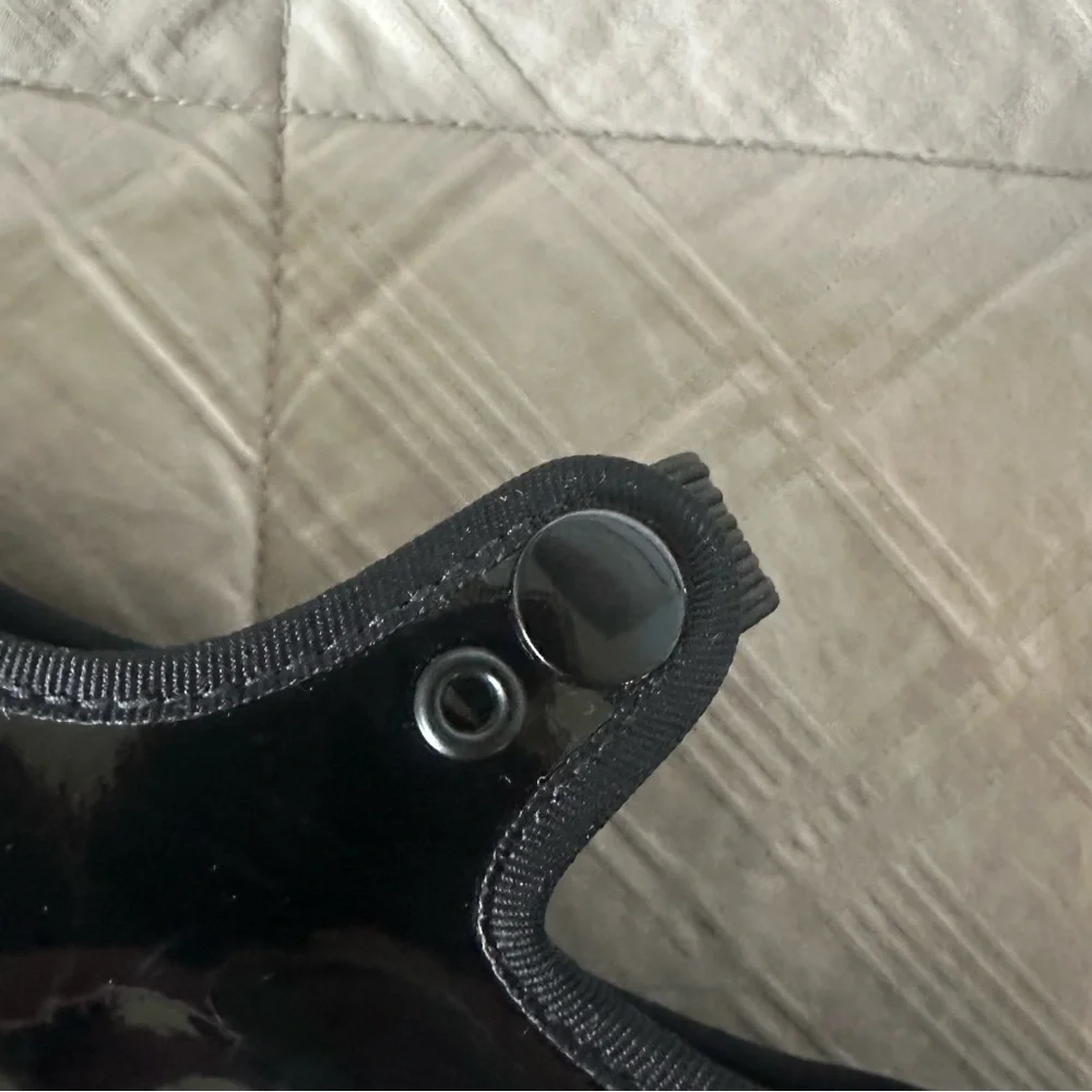 Bloch Kids Black Patent Tap Shoes with Snap Strap- Sz 1 M